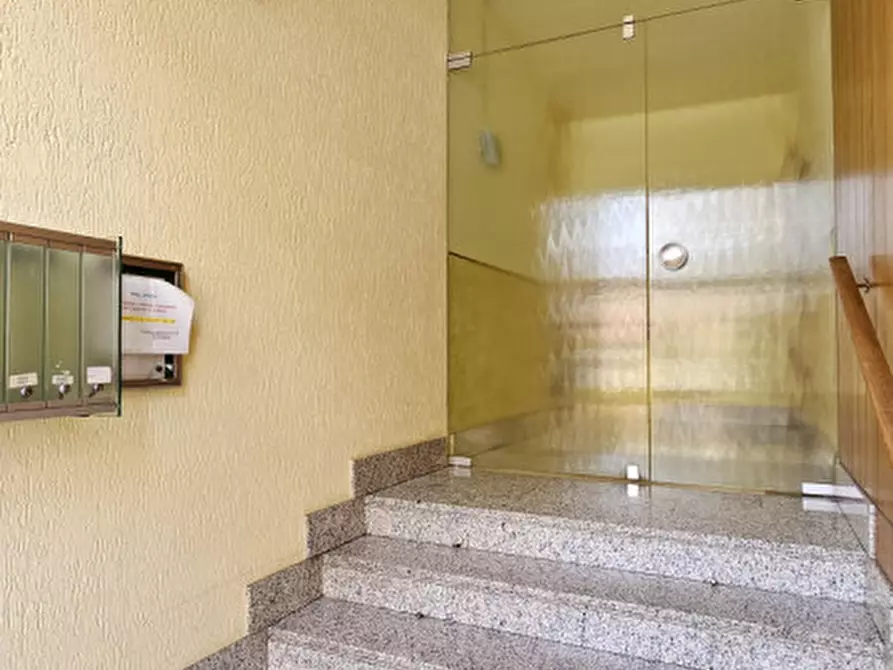 Immagine 3 di Appartamento in vendita  in VIA BRUNO BUOZZI 18 a Asti