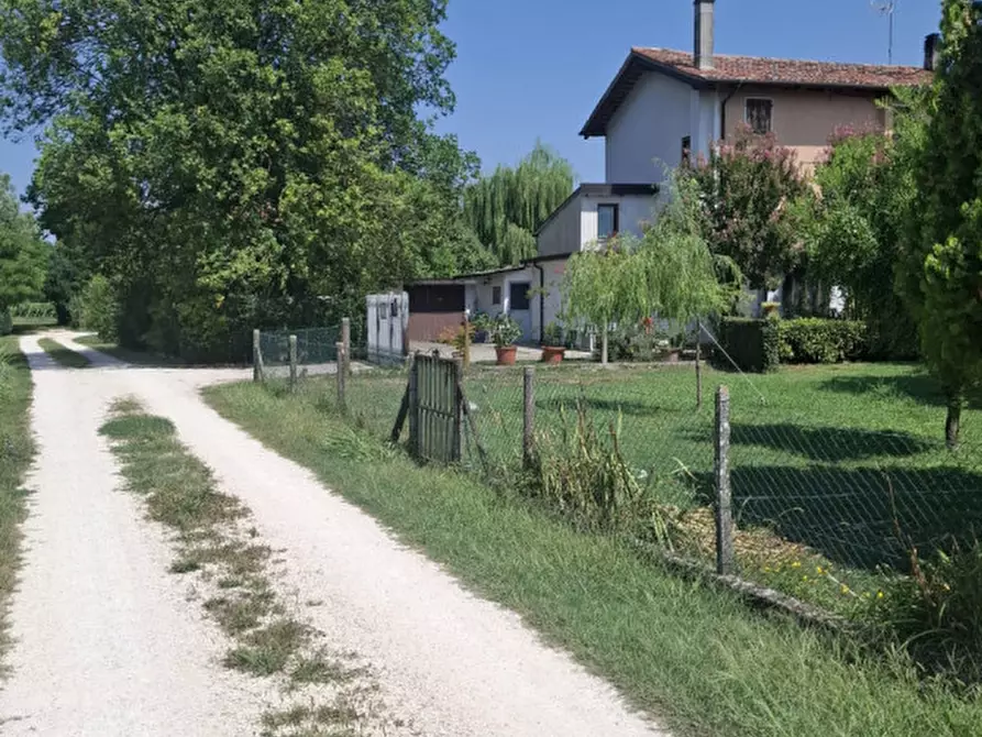 Immagine 3 di Villetta a schiera in vendita  in VIA PER MEOLO 11 a Roncade