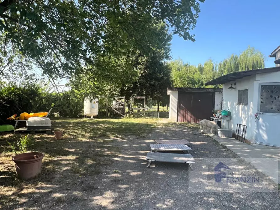 Immagine 11 di Villetta a schiera in vendita  in VIA PER MEOLO 11 a Roncade