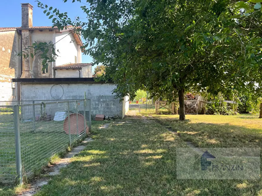 Immagine 12 di Villetta a schiera in vendita  in VIA PER MEOLO 11 a Roncade