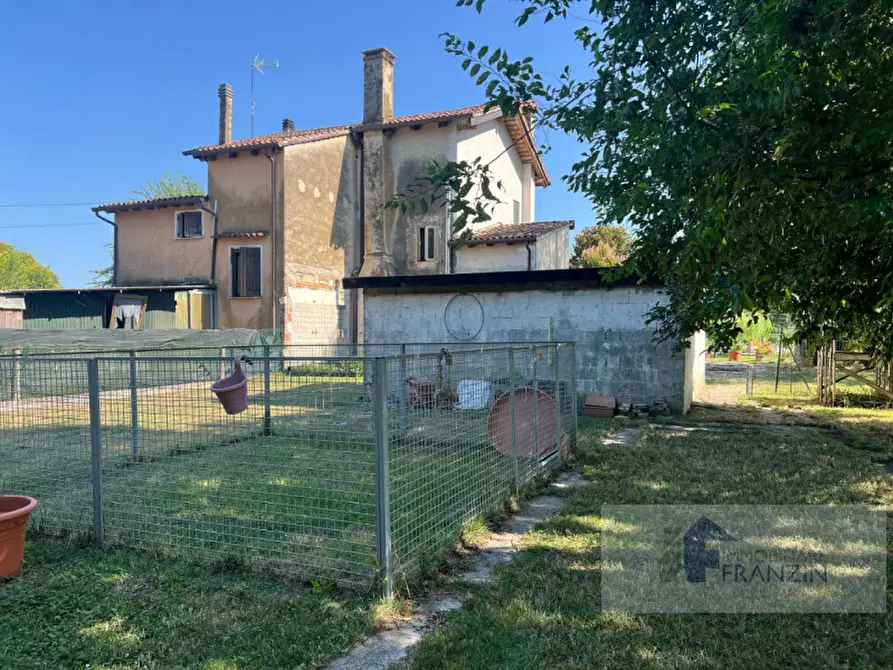 Immagine 13 di Villetta a schiera in vendita  in VIA PER MEOLO 11 a Roncade