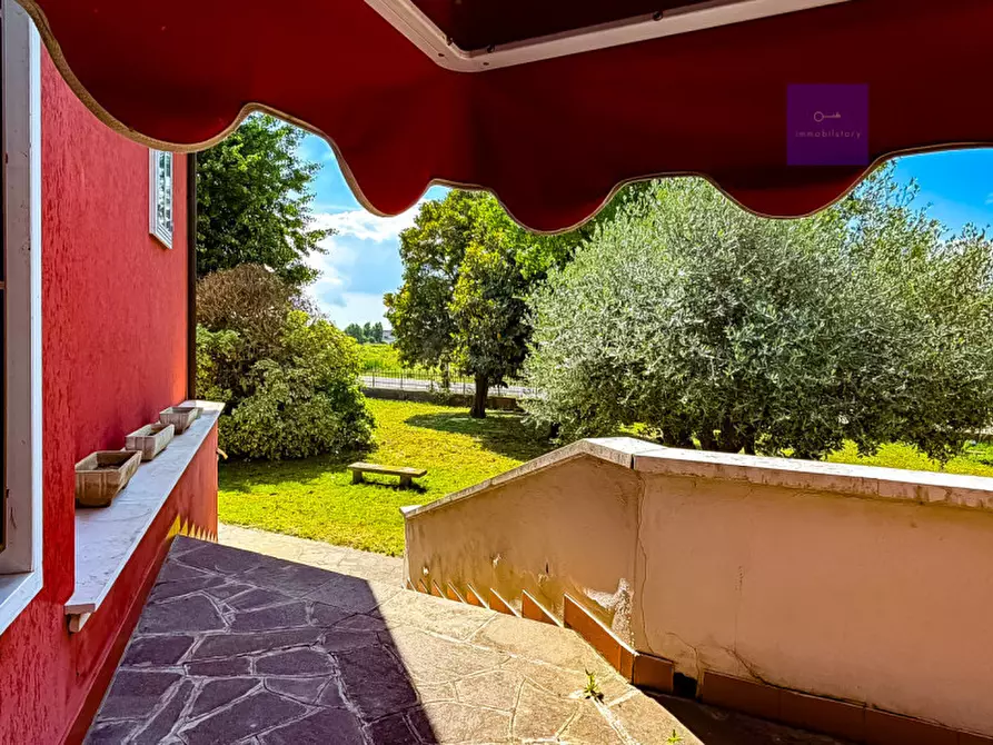 Immagine 4 di Villa in vendita  a Granze