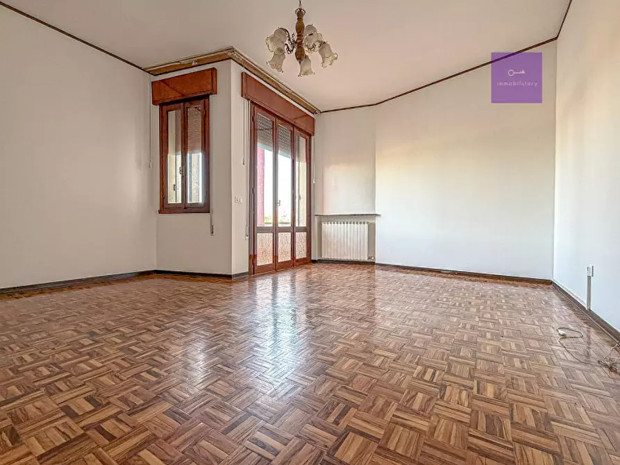 Immagine 21 di Villa in vendita  a Granze