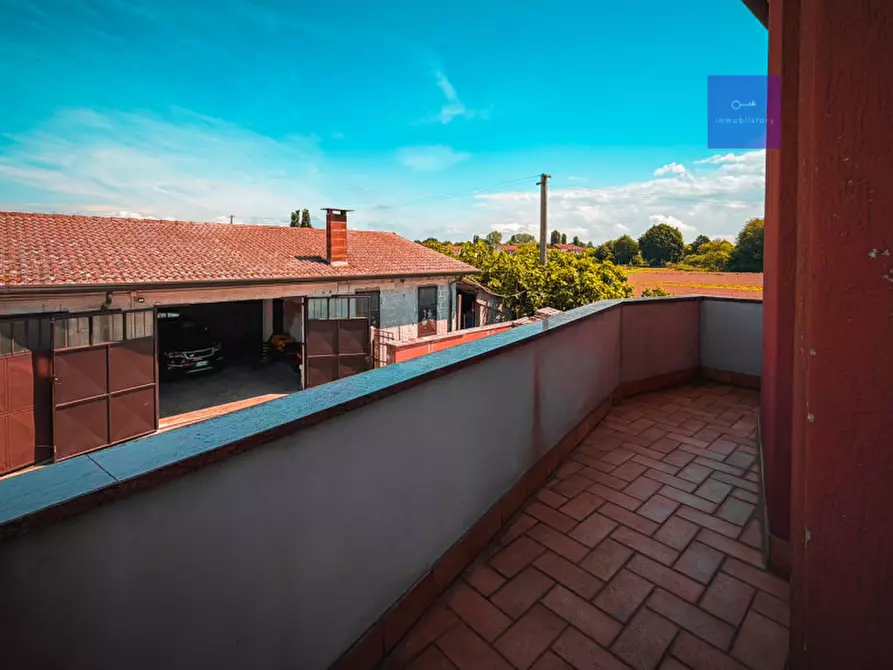Immagine 23 di Villa in vendita  a Granze