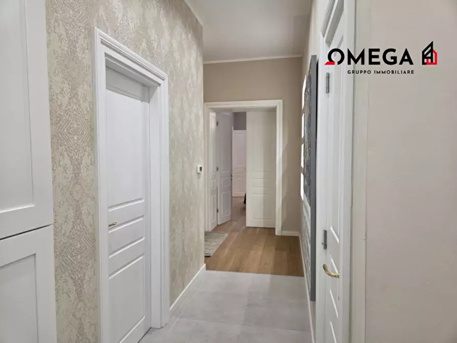 Immagine 10 di Appartamento in affitto  in Via Toti, 1 a Trieste