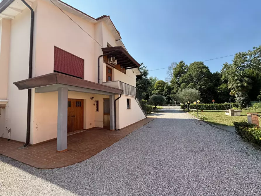 Immagine 2 di Casa indipendente in vendita  in via parauro 4 a Mirano