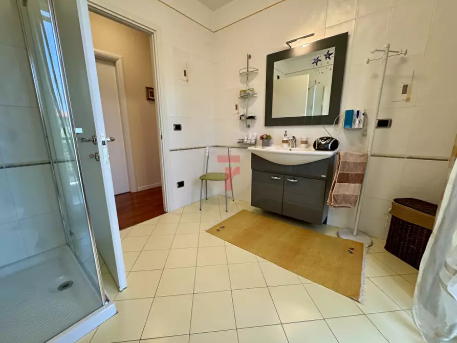 Immagine 21 di Casa quadrifamiliare in vendita  in via lovati a Campodarsego
