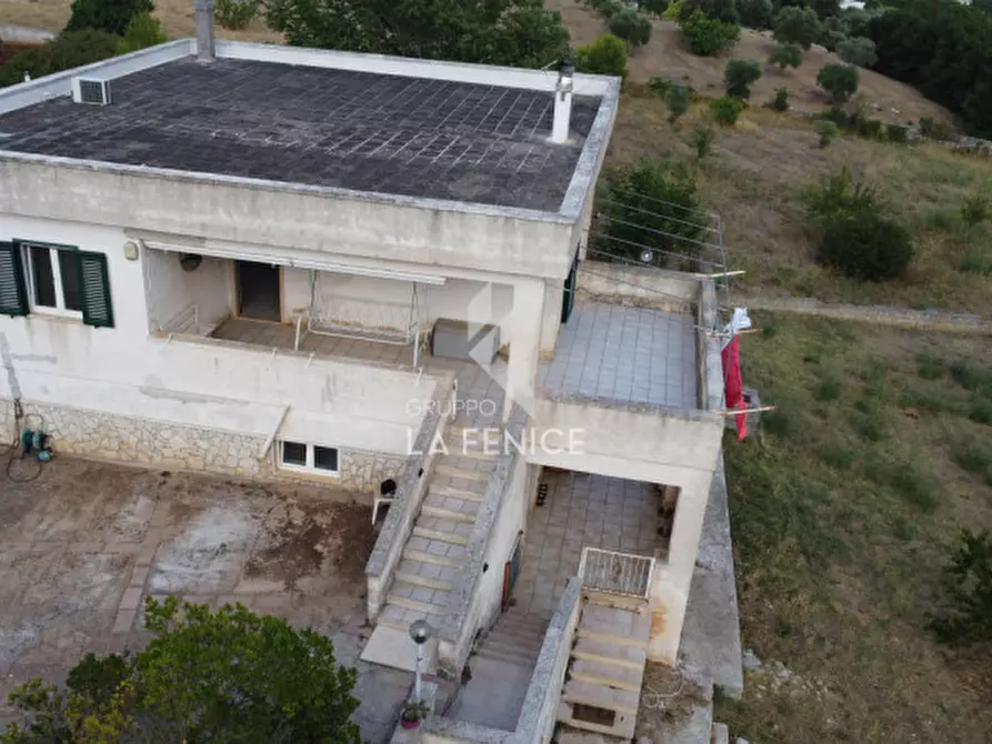 Immagine 2 di Villa in vendita  in strada porcile a Martina Franca
