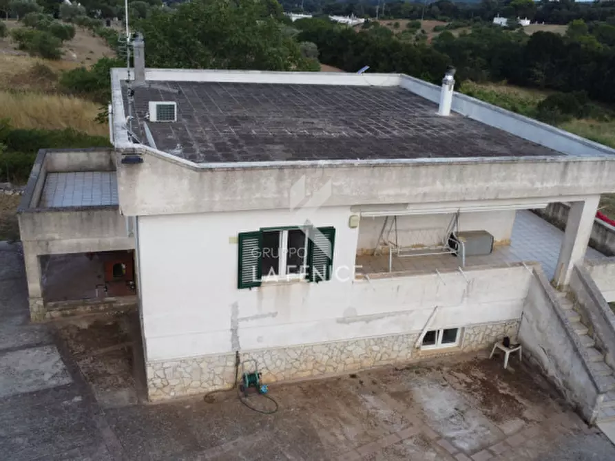 Immagine 4 di Villa in vendita  in strada porcile a Martina Franca