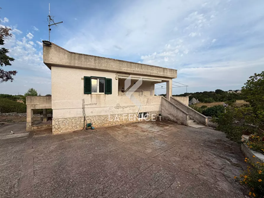 Immagine 11 di Villa in vendita  in strada porcile a Martina Franca