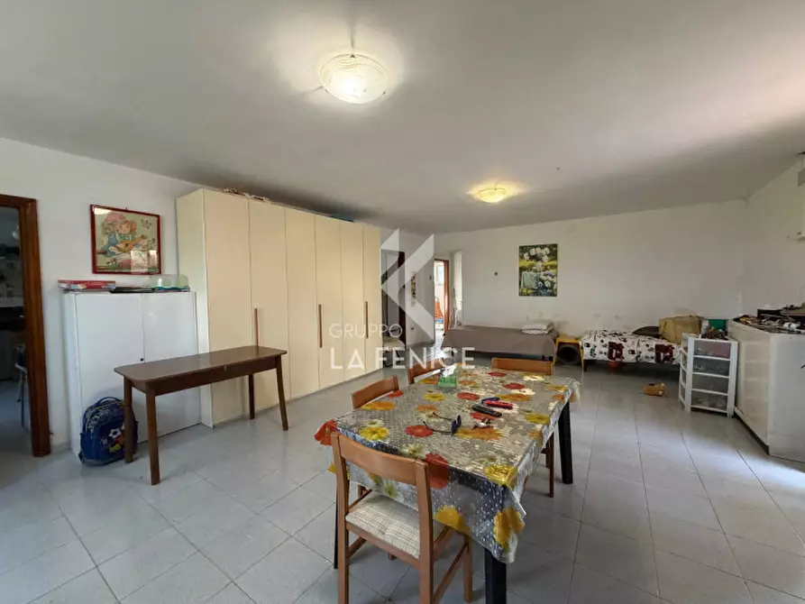 Immagine 29 di Villa in vendita  in strada porcile a Martina Franca