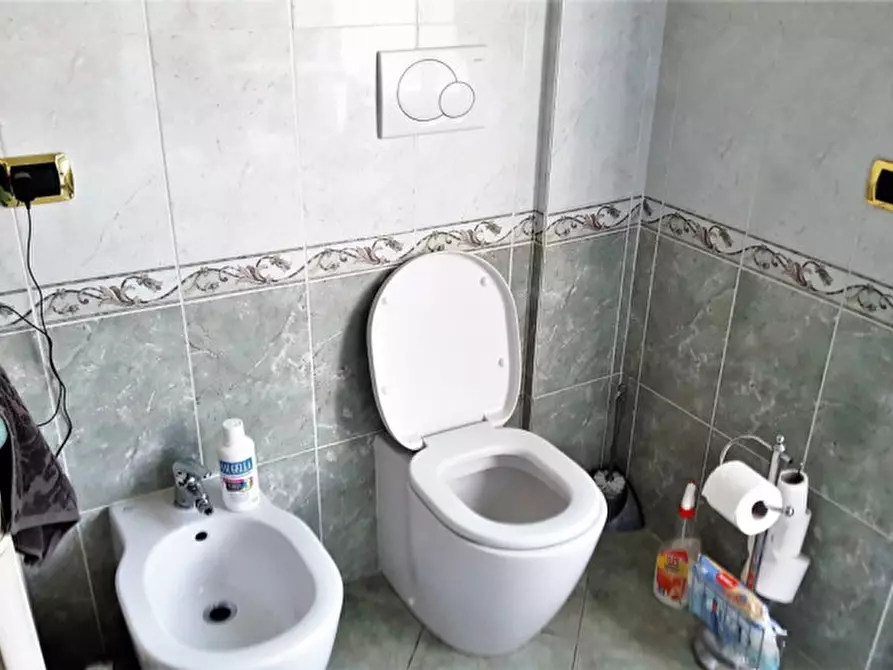 Immagine 11 di Appartamento in vendita  in Via Zeffiro Massa a San Remo