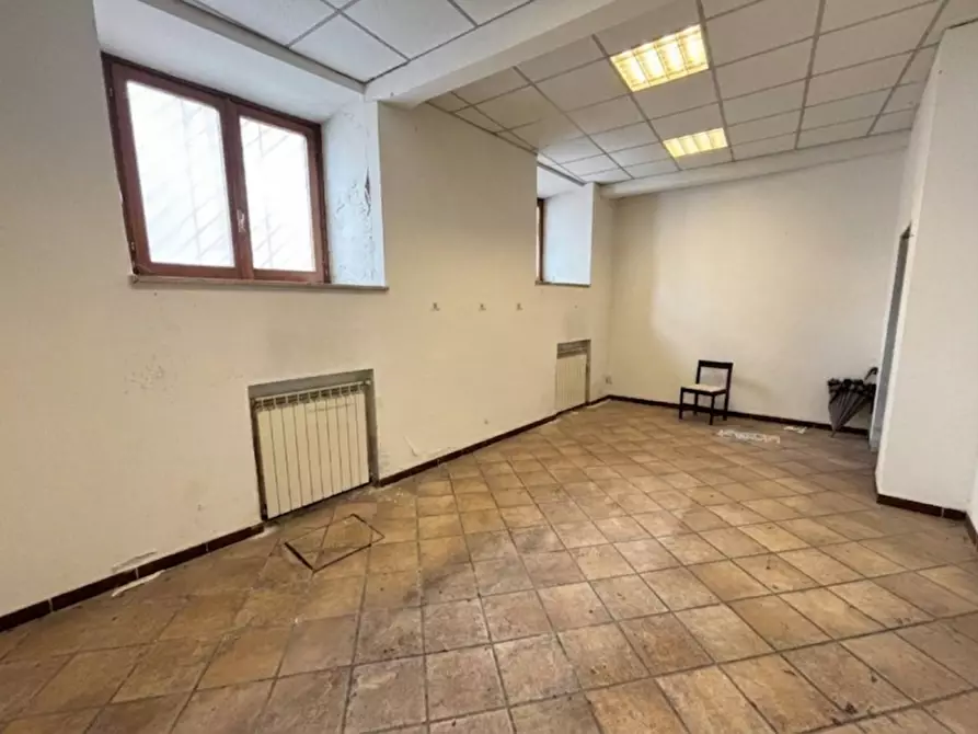 Immagine 11 di Ufficio in vendita  in Viale della Repubblica a Subiaco