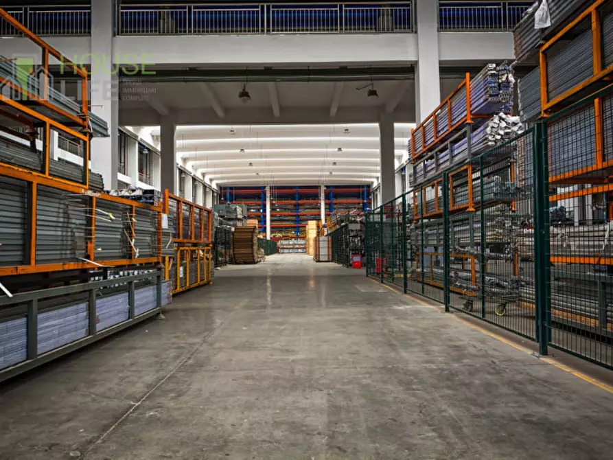 Immagine 23 di Capannone industriale in vendita  a Zanè