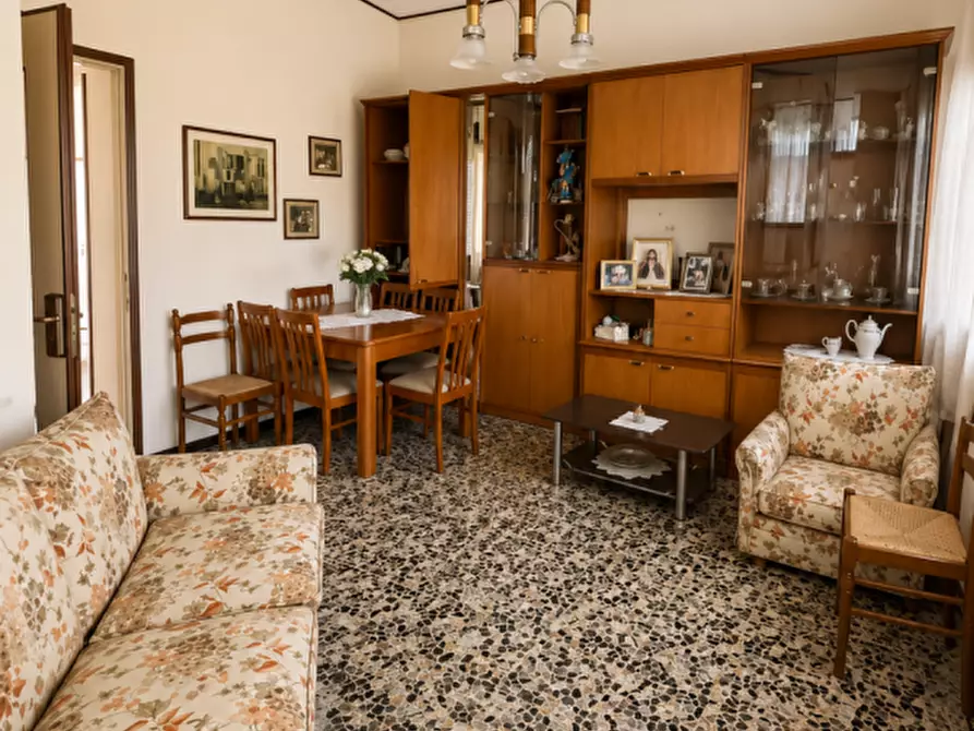 Immagine 4 di Casa indipendente in vendita  a Trecenta