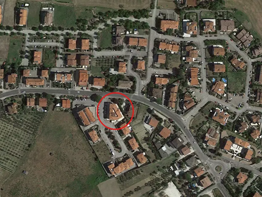 Immagine 14 di Negozio in vendita  in Via Pergolesi a Tavullia
