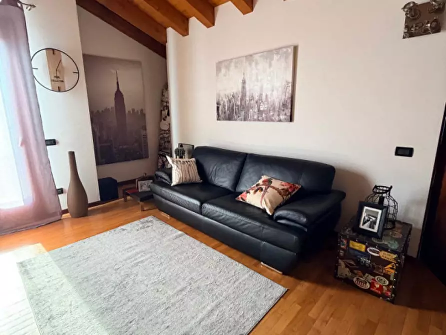Immagine 14 di Appartamento in vendita  in Via Europa a Giavera Del Montello