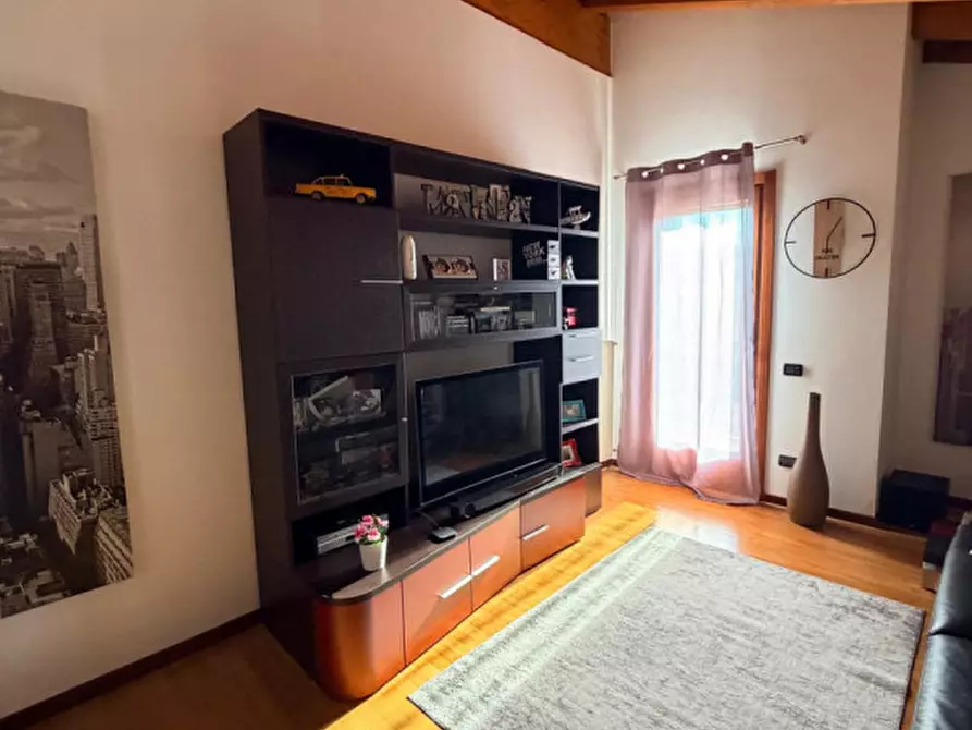 Immagine 16 di Appartamento in vendita  in Via Europa a Giavera Del Montello