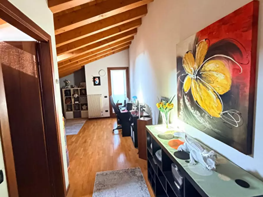Immagine 17 di Appartamento in vendita  in Via Europa a Giavera Del Montello