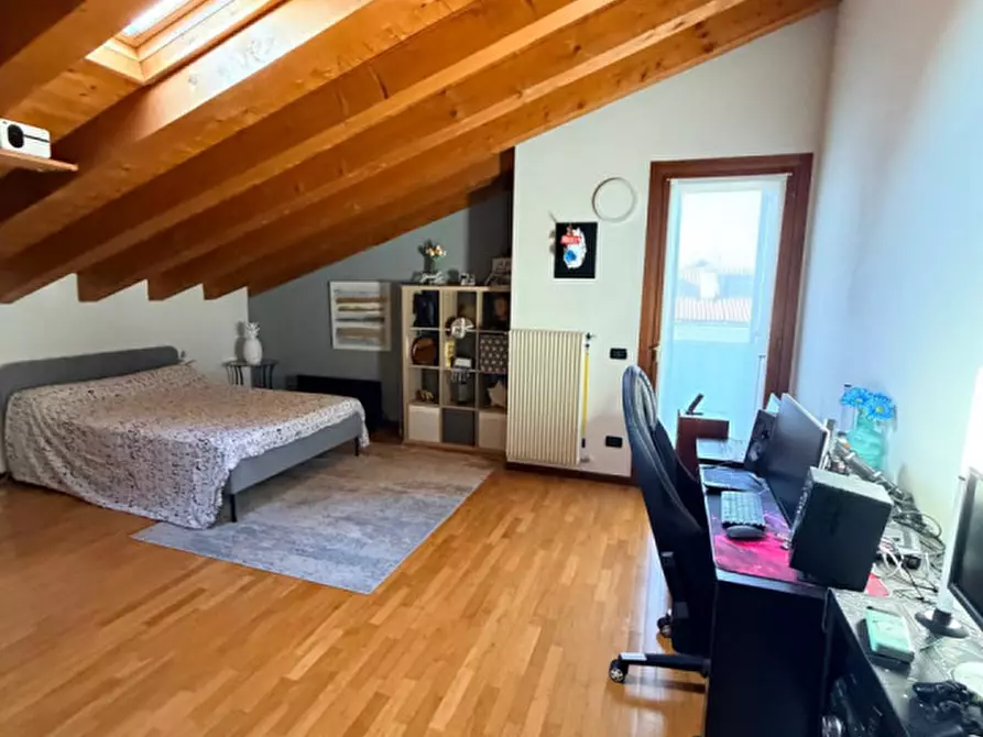 Immagine 19 di Appartamento in vendita  in Via Europa a Giavera Del Montello