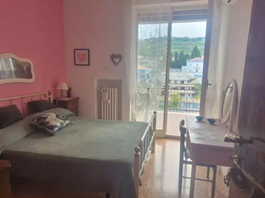 Immagine 18 di Appartamento in affitto  in Via De Laurenti a Silvi