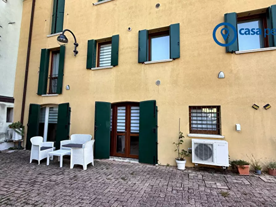 Immagine 20 di Appartamento in vendita  in Via Giuseppe Garibaldi a Arqua' Polesine