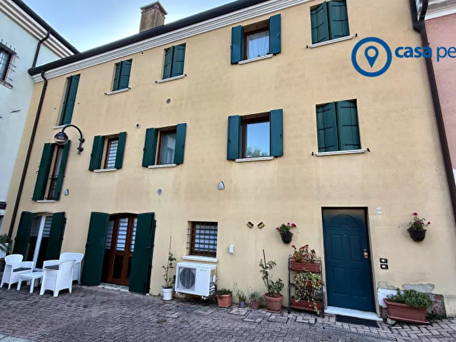 Immagine 21 di Appartamento in vendita  in Via Giuseppe Garibaldi a Arqua' Polesine