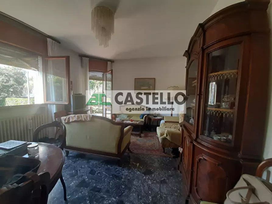 Immagine 1 di Appartamento in vendita  in Via San Pio X a Abano Terme
