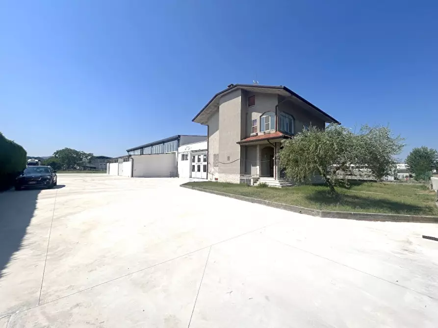 Immagine 3 di Capannone industriale in vendita  in via siena 235 a Bertinoro