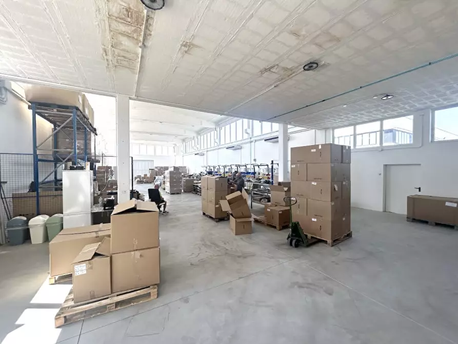 Immagine 13 di Capannone industriale in vendita  in via siena 235 a Bertinoro
