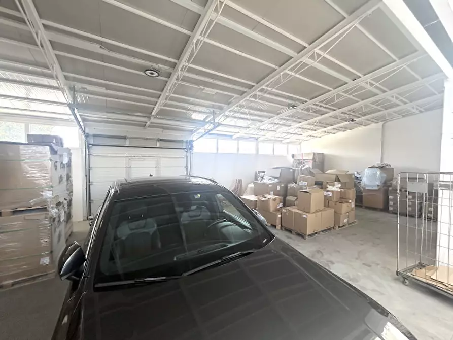 Immagine 15 di Capannone industriale in vendita  in via siena 235 a Bertinoro