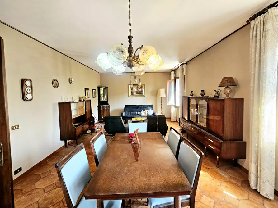 Immagine 3 di Rustico / casale in vendita  in VIA SPIASI a Baone