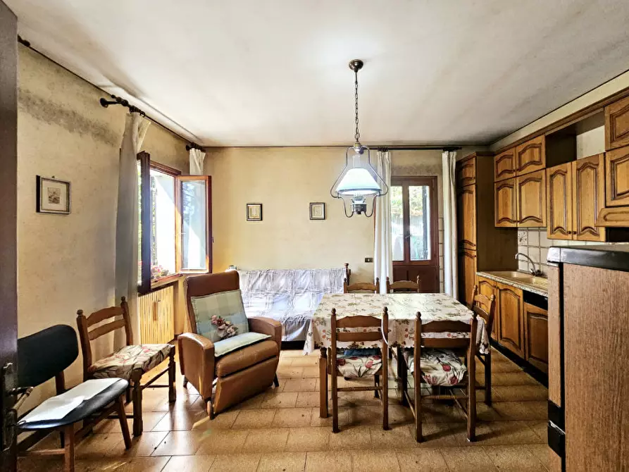 Immagine 14 di Rustico / casale in vendita  in VIA SPIASI a Baone