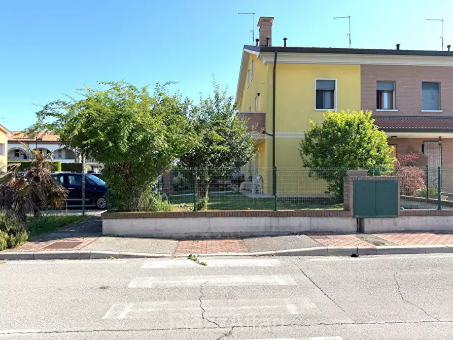 Immagine 1 di Appartamento in affitto  in Via Giovanni Pascoli a Arzergrande