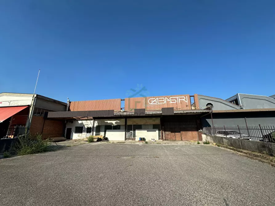 Immagine 1 di Capannone industriale in vendita  in Viale Olimpia a Grezzana