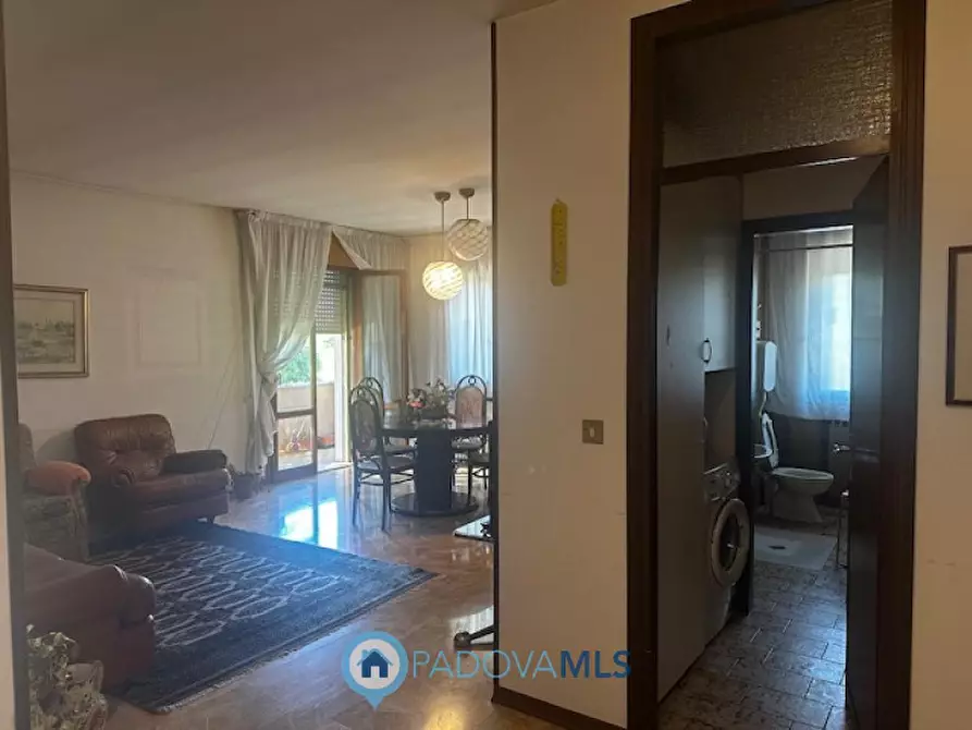 Immagine 12 di Appartamento in vendita  in via emilia, 36 a Rubano