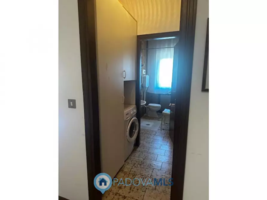 Immagine 14 di Appartamento in vendita  in via emilia, 36 a Rubano