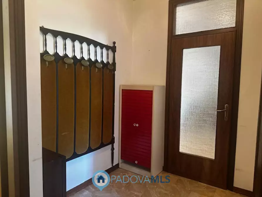 Immagine 23 di Appartamento in vendita  in via emilia, 36 a Rubano
