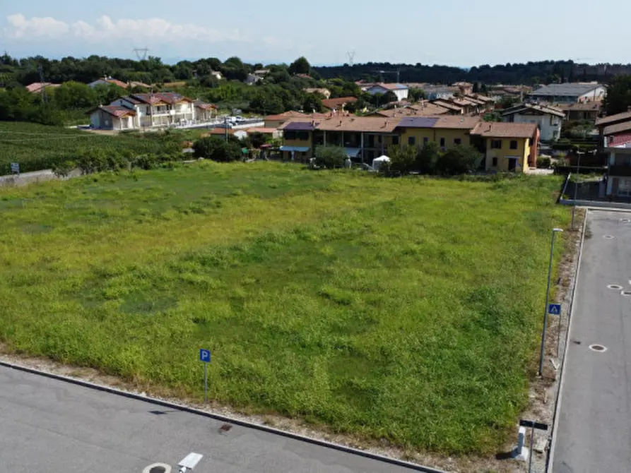 Immagine 4 di Terreno in vendita  in via dolci a Peschiera Del Garda