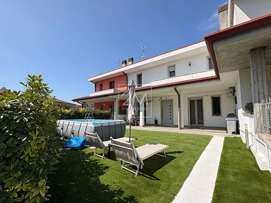 Immagine 3 di Villetta a schiera in vendita  in Via Carlo Collodi a Villafranca Di Verona