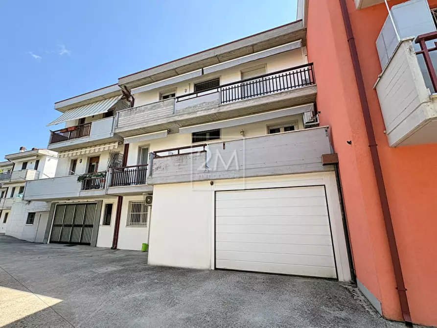 Immagine 52 di Villetta a schiera in vendita  in Via Carlo Collodi a Villafranca Di Verona