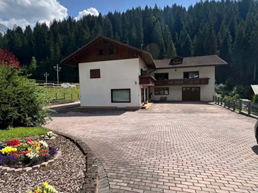 Immagine 2 di Casa indipendente in vendita  in Via Caduti di Cima Vallona 4 a Comelico Superiore