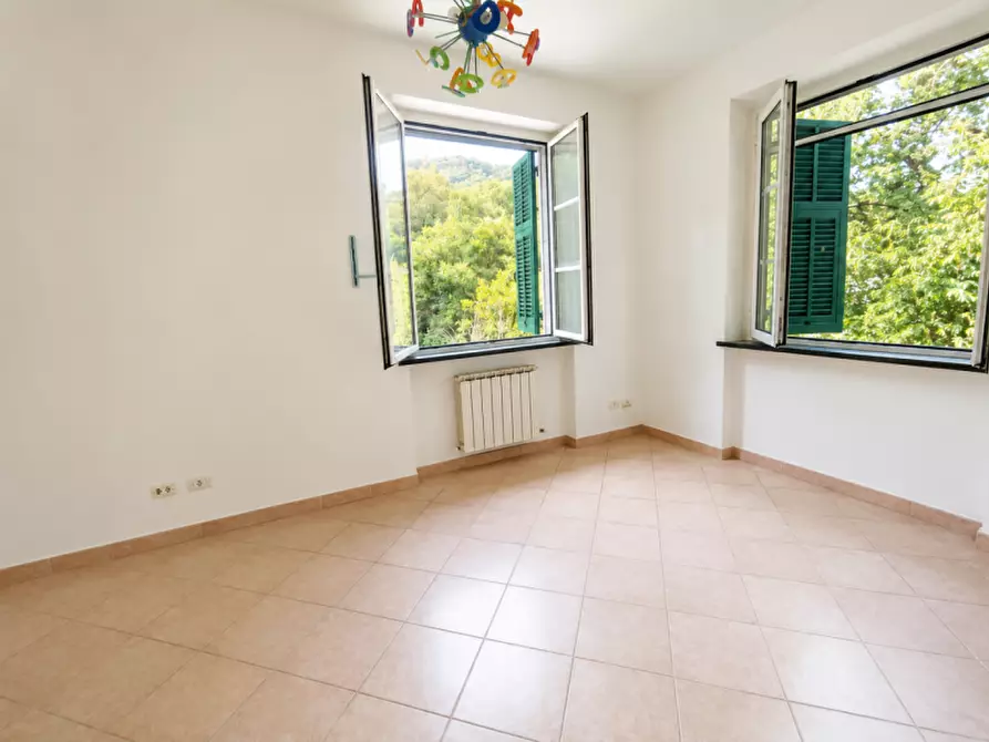 Immagine 6 di Villa in vendita  a Rapallo