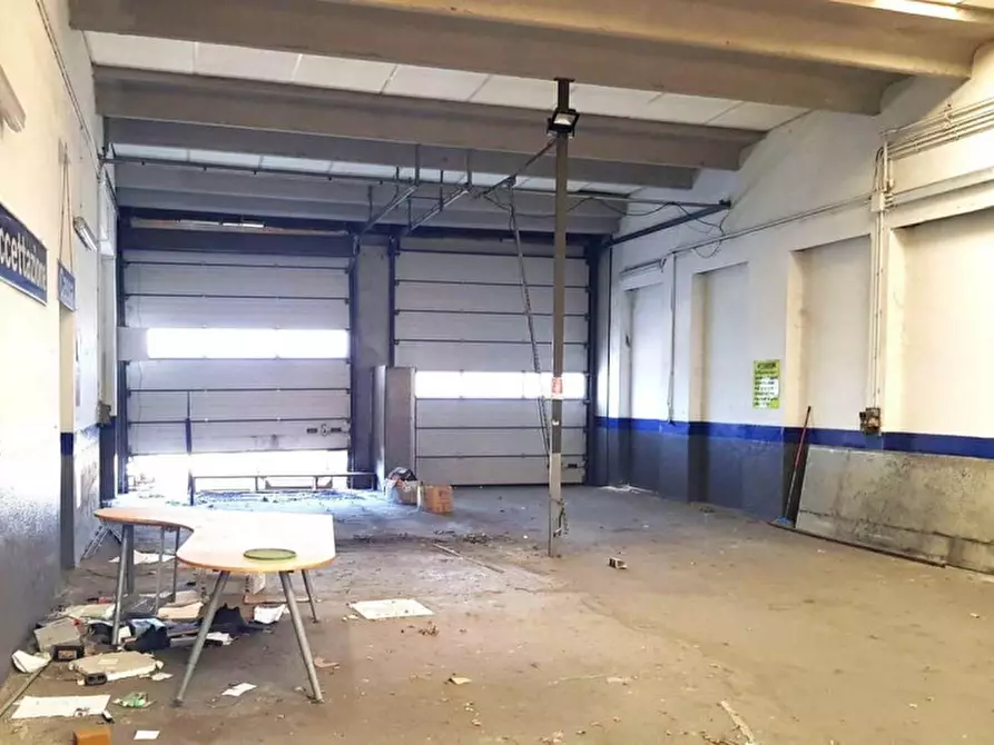 Immagine 4 di Capannone industriale in vendita  in Via R. Sanzio, 01016 Tarquinia VT, Italia a Tarquinia