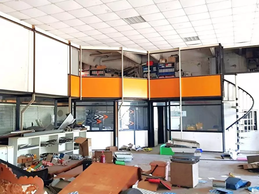 Immagine 7 di Capannone industriale in vendita  in Via R. Sanzio, 01016 Tarquinia VT, Italia a Tarquinia