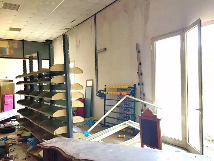 Immagine 18 di Capannone industriale in vendita  in Via R. Sanzio, 01016 Tarquinia VT, Italia a Tarquinia
