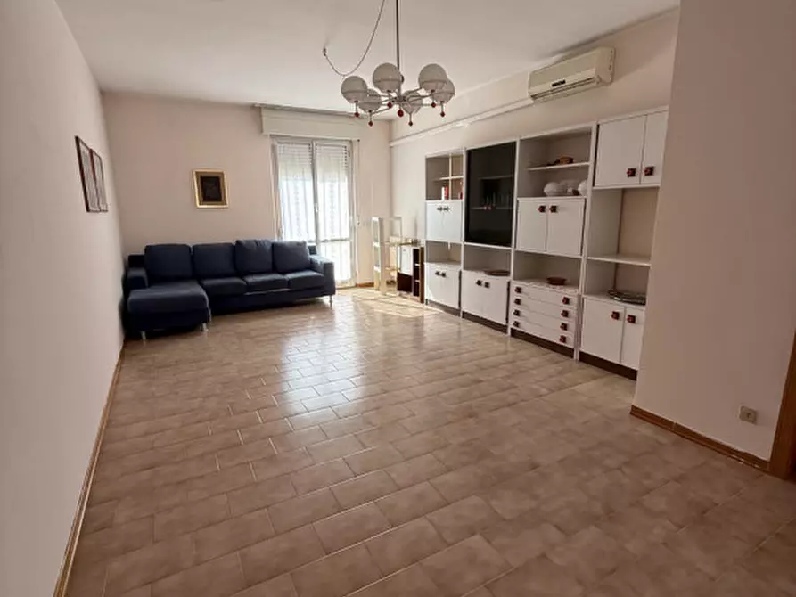 Immagine 2 di Appartamento in vendita  in Viale della Resistenza a Senigallia