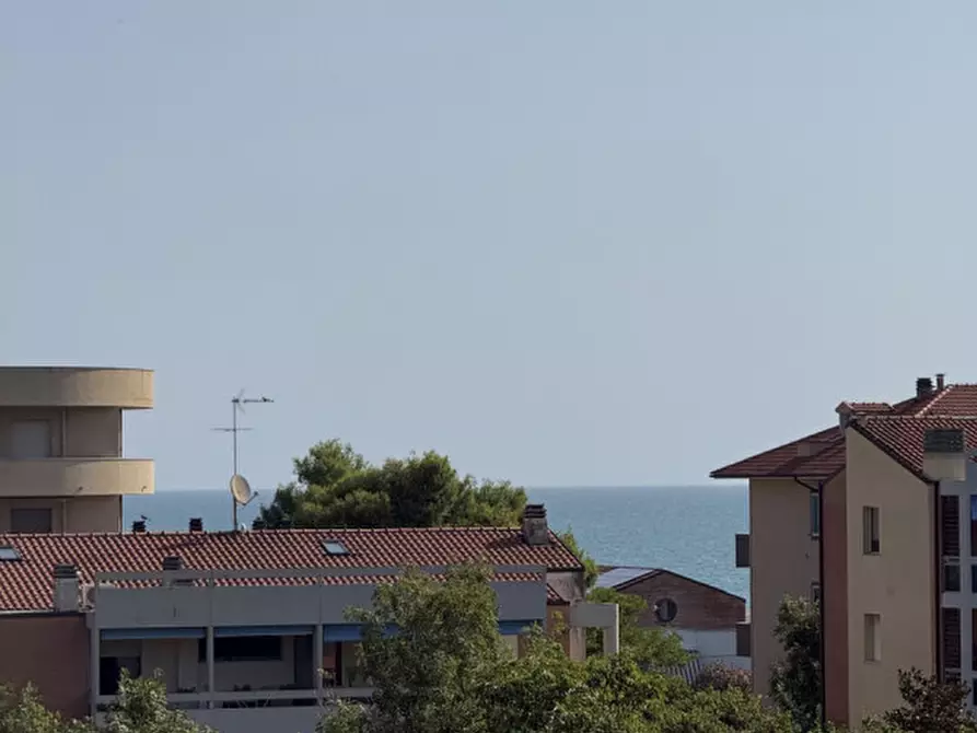 Immagine 31 di Appartamento in vendita  in Viale della Resistenza a Senigallia