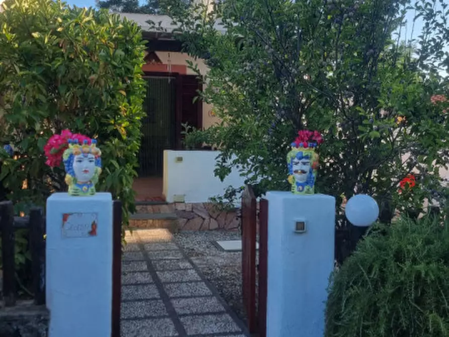 Immagine 26 di Villetta a schiera in vendita  in Strada com.le minichedda a Lipari