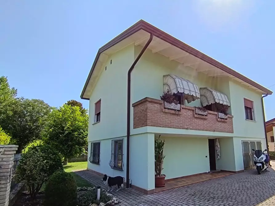 Immagine 30 di Casa indipendente in vendita  in Via Passo a Campolongo Maggiore